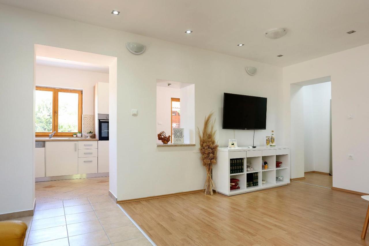 House Marijan Villa Sestanovac ภายนอก รูปภาพ
